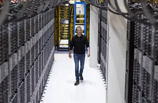 Windows Server 2025 8 سرور 2025 1 Windows Server 2025 شهریور ۱۴۰۵